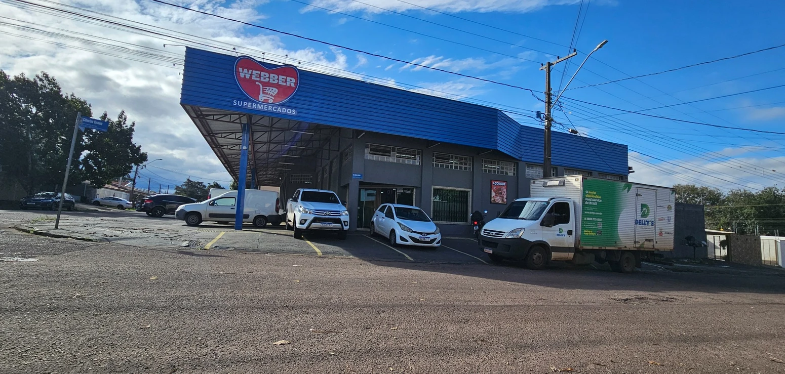 Fachada de uma unidade Webber Supermercados